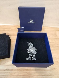 Swarovski Crystal 687320 Disney Showcase Daisy Duck With Box & Coa - Picture 1 of 8