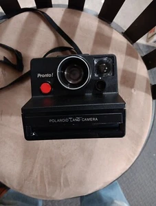 Vintage Pronto Polaroid Land Camera - Picture 1 of 5