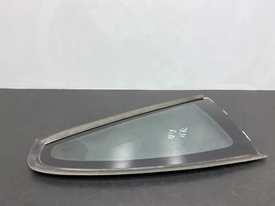 Pontiac GTO 2006 OEM DRIVER LH cuarto trasero panel ventana vidrio usado Foto 1 de 4