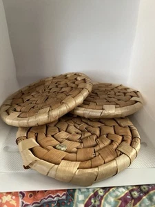 VTG Trivet (3) Hot Pads Natural Coiled Wicker Straw Rattan Made In Korea - Picture 1 of 4