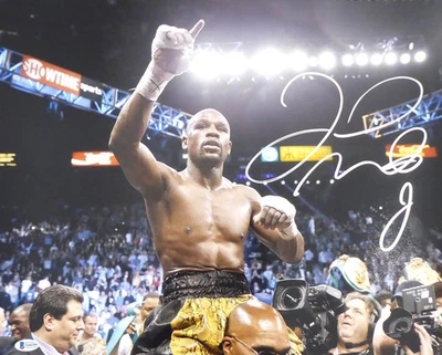 Floyd Mayweather Jr. Autographed Signed 16x20 Photo Beckett BAS - Image 1 of 3