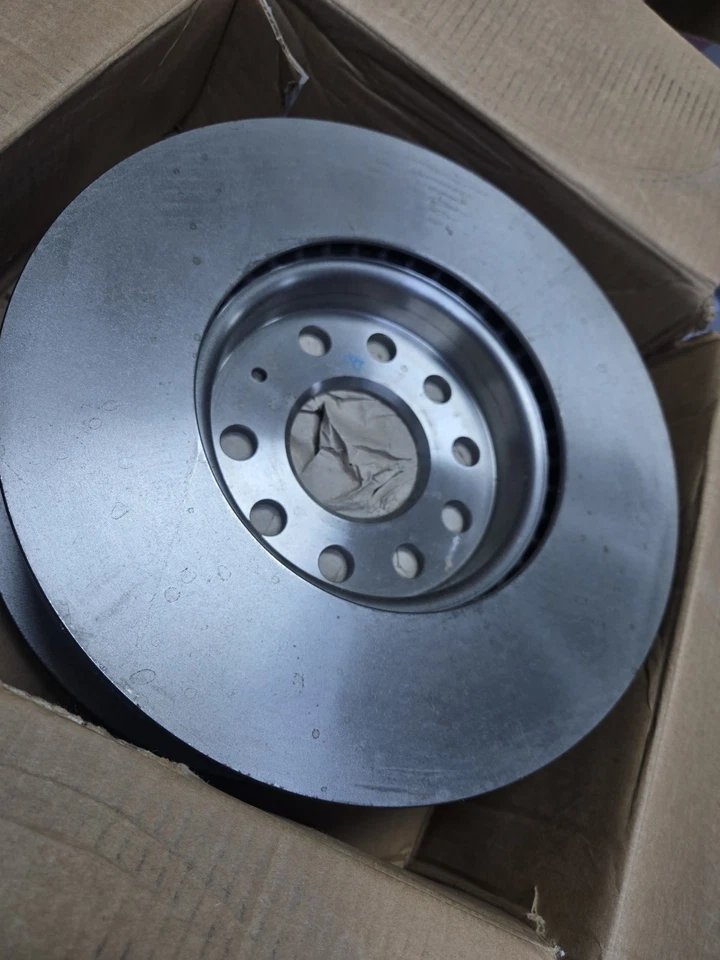 GENUINE AUDI A3 SEAT LEON ALTEA TDi FSi FRONT 288mm  BREMBO - Image 1 of 4