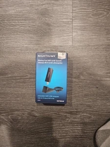 Netgear Nighthawk A8000 AXE3000 Tri-Band Wi-Fi 6E USB 3.0 Adapter (E10025985) - Bild 1 von 4
