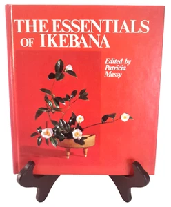 THE ESSENTIALS OF IKEBANA - Picture 1 of 8