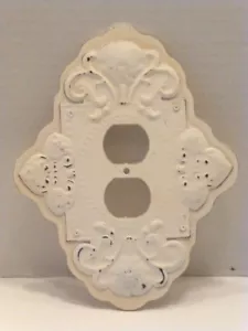 Alte antike weiße verzierte Doppelsteckerplatte, 8 1/4" x 6 1/2", neu! - Bild 1 von 2