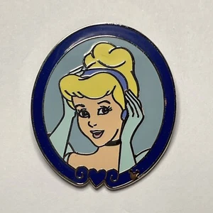 Disney Pin Cinderella Blue Oval Frame Princess Cast Lanyard Series 2005 - Picture 1 of 1