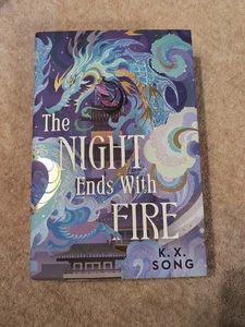 Fairyloot - The Night Ends With Fire von K.X. Song - Special Edition - Bild 1 von 4