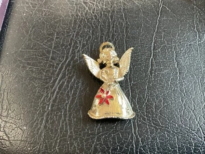 Vintage Gerrys Christmas Brooch Pin Angel White Enamel Wings Poinsettia Flower - Picture 1 of 2
