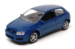 Norev 1/43 Scale Diecast 771003 - Fiat Stilo - Blue - Picture 1 of 5