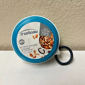 Trudeau 8 Unzen Trocken Snack Behälter BPA-frei Blau & Weiß Clip Deckel für einfachen Transport - Bild 1 von 4