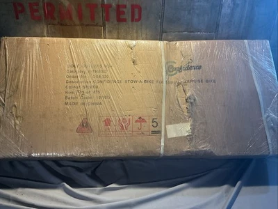 Bicicleta de ejercicio plegable Golf Outlets USA Confidence Stow-A-Bike Foto 1 de 2