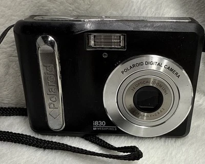 Polaroid i830 8MP 3X Optical/4x Digital Zoom Camera (Black - Image 1 of 4