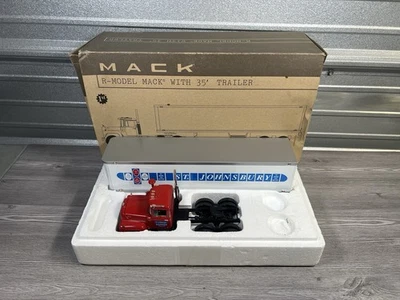 First Gear R-Model Mack With 35’ Trailer St. Johnsbury 19-2219 *Missing Mirrors* - Image 1 of 4