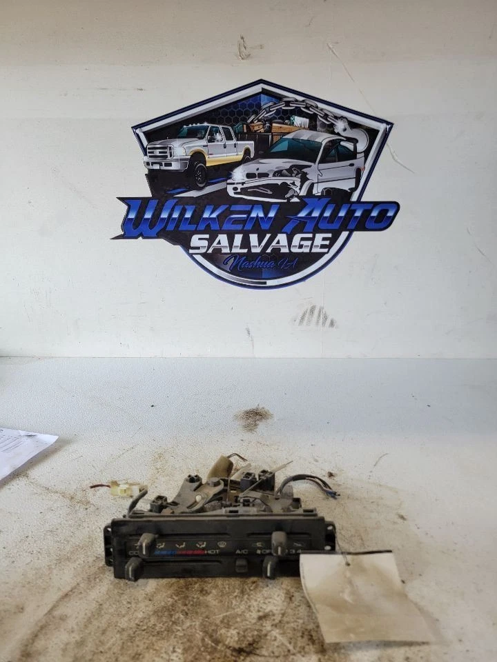 Temperature Control With AC Fits 95-97 PASSPORT 904732 - Image 1 of 1