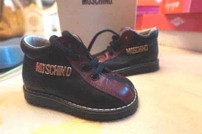 Moschino Made in Italy Infant Boy Botas Negro Talla 20 Foto 1 de 4