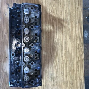 E9NN6090-AE CYLINDER HEAD  - New. Holland - Picture 1 of 9