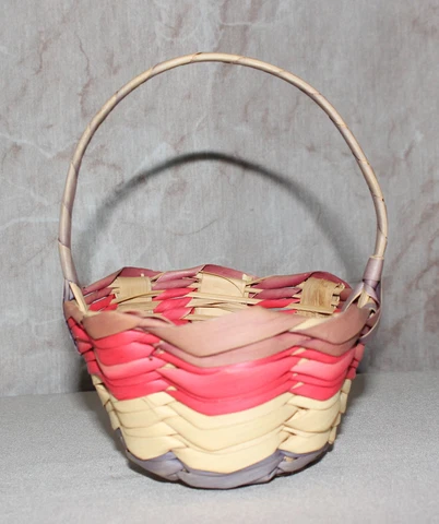 Vintage Small Woven Basket With Handle Tan Red Natural Brown 3 ¾” Dia Mexico Cover