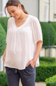 Seraphine Size 6 White Boho Chic Maternity Blouse Top Flowy Oversized V Neck NWT - Picture 1 of 16