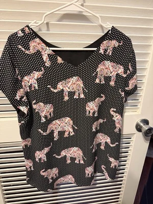 Chicos Women’s Polka dot Elephant Short Sleeve Blouse Size 1 / Medium - Image 1 of 2