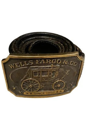 Hebilla de cinturón de latón Wells Fargo & Co Bank diligencia 1973 vintage Foto 1 de 4