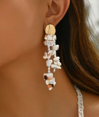 Aretes largos de perlas con cuentas de oro concha natural de oro blanco con cuentas grandes Foto 1 de 4