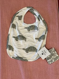 Kate Quinn Organic Bamboo Collection Bib - Tortoise / Sea Turtle / Reptile Green - Picture 1 of 3