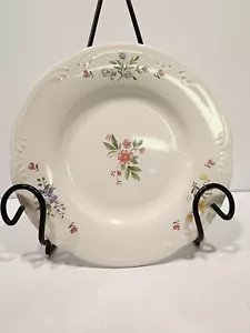 Pfaltzgraff Meadow Lane 8 1/8" Salad/Dessert Plate Set of 3 Vintage - Picture 1 of 2