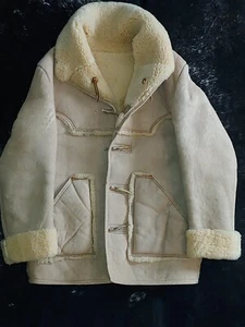 Vintage Marlboro Natural Shearling Coat Antler Button Heavy & Genuine 42 - Picture 1 of 13