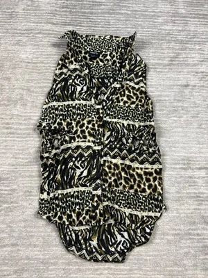 Top Rue 21 para mujer pequeño sin mangas con botones estampado animal poliéster Foto 1 de 4