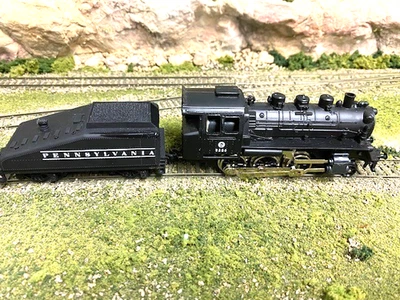 Life-Like HO 2-6-0 Pennsylvania RR (PRR) Locomotive & Tender - TESTED - Image 1 of 4