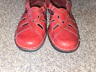 Clarks Bendables 皮革红色舒适休闲玛丽珍鞋 6.5 码宽 — 第 1/4 张图片