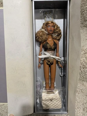 Muñeca Exótica Adele Makeda, Jason Wu Fashion Royalty, Integrity Toys, Nueva en Caja Foto 1 de 4
