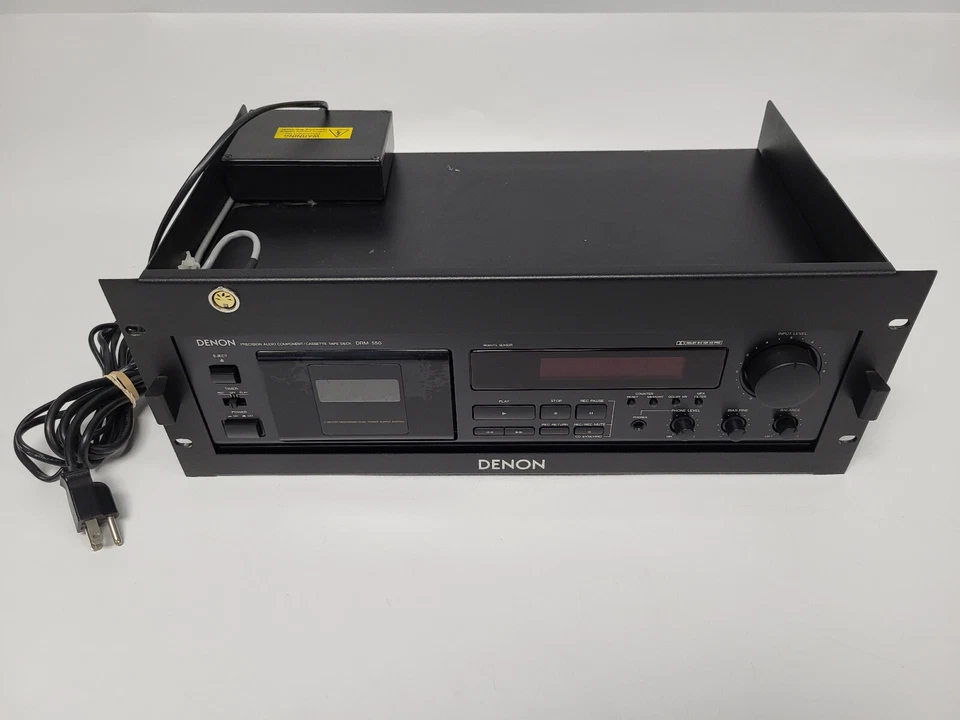 Cubierta de casete estéreo HiFi Denon DRM-550 de colección de los años 90 con montaje en rack Foto 1 de 4