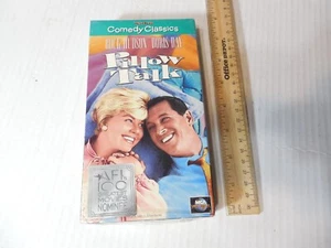 Pillow Talk Rock Hudson Doris Day VHS SEALED Hype Sticker - Picture 1 of 10