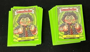 2024 Topps GPK Green Day cubo de basura juego paralelo de 100 tarjetas verde 1a-50a, 1b-50b - Imagen 1 de 1