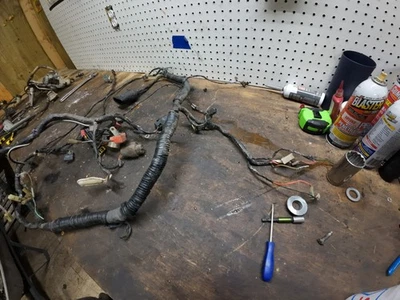 OEM KAWASAKI ZX7 / ZX750H 1990 CONJUNTO DE ARNÉS DE CABLES NINJA Foto 1 de 4