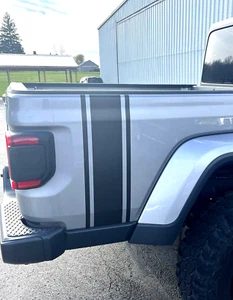 Side Fender Graphics for Jeep Gladiator 2020+ Multiple Options Available! - Picture 1 of 6