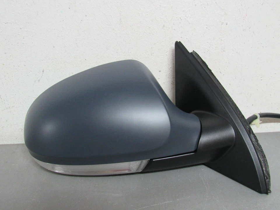 2006 2010 2005 VOLKSWAGEN PASSAT RIGHT SIDE DOOR MIRROR - Image 1 of 4