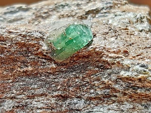 SMARAGD - STUFE AUS DEM HABACHTAL - Bild 1 von 5