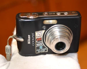 black Nikon Coolpix L12 7.1MP Digital Camera TESTED Working - Picture 1 of 12