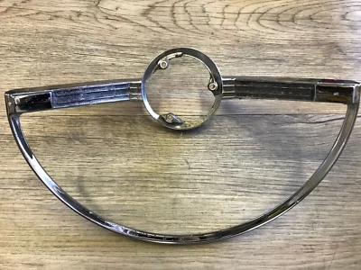 Ford Fairlane 500 Ranchero 1967 usado OEM volante bocina anillo OEM Foto 1 de 4