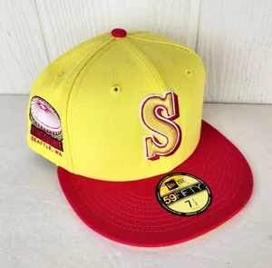 New Era 59Fifty Seattle Mariners Kingdome Size 7 1/2 Fitted Hat Cap MLB Yellow - Picture 1 of 11