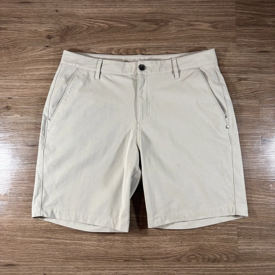 Vuori Meta Shorts Mens 34 Gray Chino Outdoor Casual Golf Vacation Active V379 - Image 1 of 4
