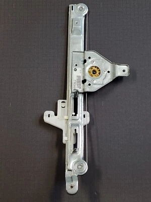 Se adapta a Jeep Compass 2007-2017 regulador ventana trasera izquierda Mopar pieza original Foto 1 de 2