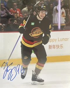 Andrei Kuzmenko Signed 8x10 Photo Vancouver Canucks Proof - Picture 1 of 3
