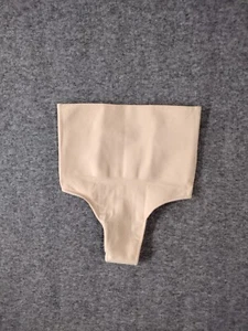 SKIMS Damen Seamless Sculpt Mid Waist Tanga Farbe Beige Größe S/M SH-THG-0108 - Bild 1 von 9