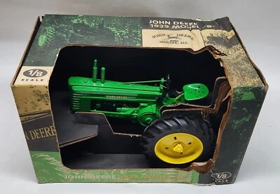 1939 John Deere Model B Narrow Front Tractor By Scale Models / Ertl 1/8 Scale - Image 1 of 4