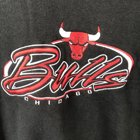 Vintage Chicago Bulls Sweatshirt Youth 18/20 Black Embroidered Pro Player USA Cover