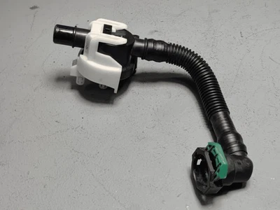 TOYOTA CAMRY  2018-2020 2.5L FWD FUEL VAPOR CANISTER OUTLET HOSE TUBE PIPE OEM - Image 1 of 4