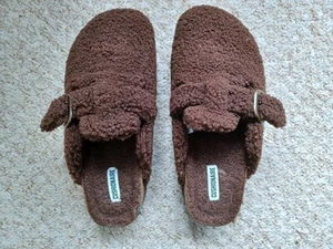 CUSHIONAIRE Granola Plush Slippers Slip On Mules US 8.5M - Picture 1 of 24